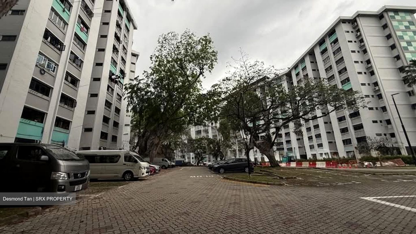 Clementi Meadows (D5), Shop House #610004171